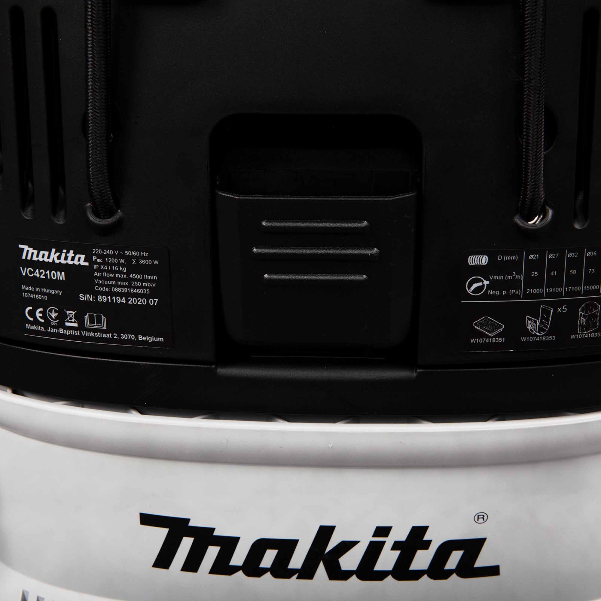 Aspiratore Makita VC4210MX 1200W